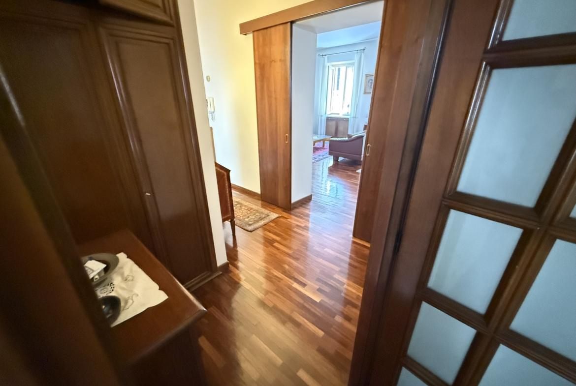 Ampio cinque locali adiacenze Corso Marconi
