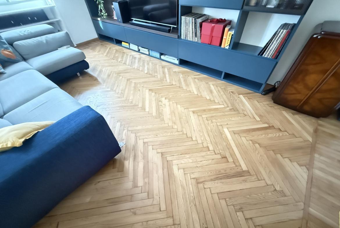 Signorile quadrilocale ristrutturato in Via Nizza