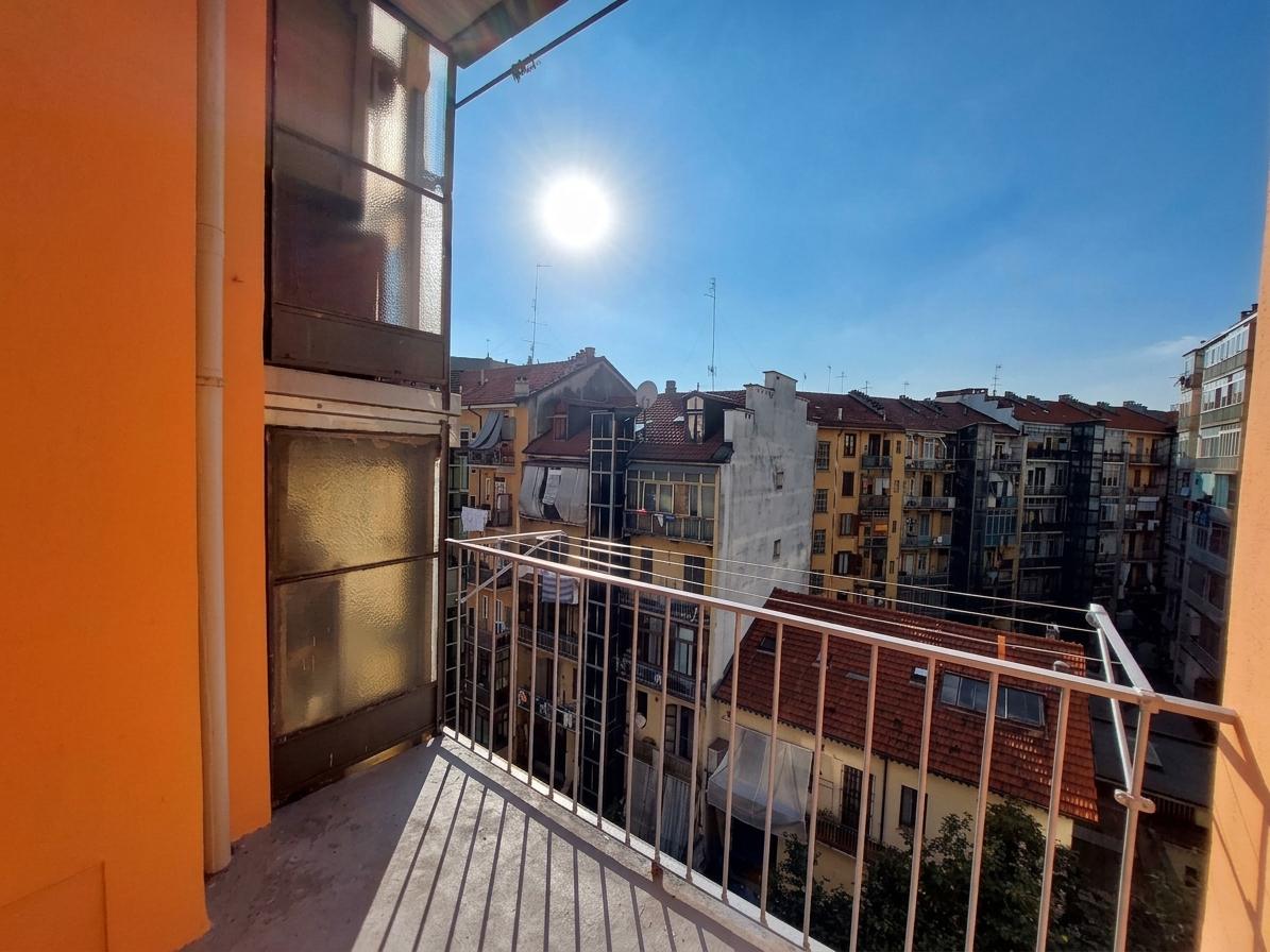 zona lingotto via ventimiglia comoso per SAA – Economia e Commercio e Politecnico bilocale arredato _ 06 Bilocale arredato adiacenze Lingotto