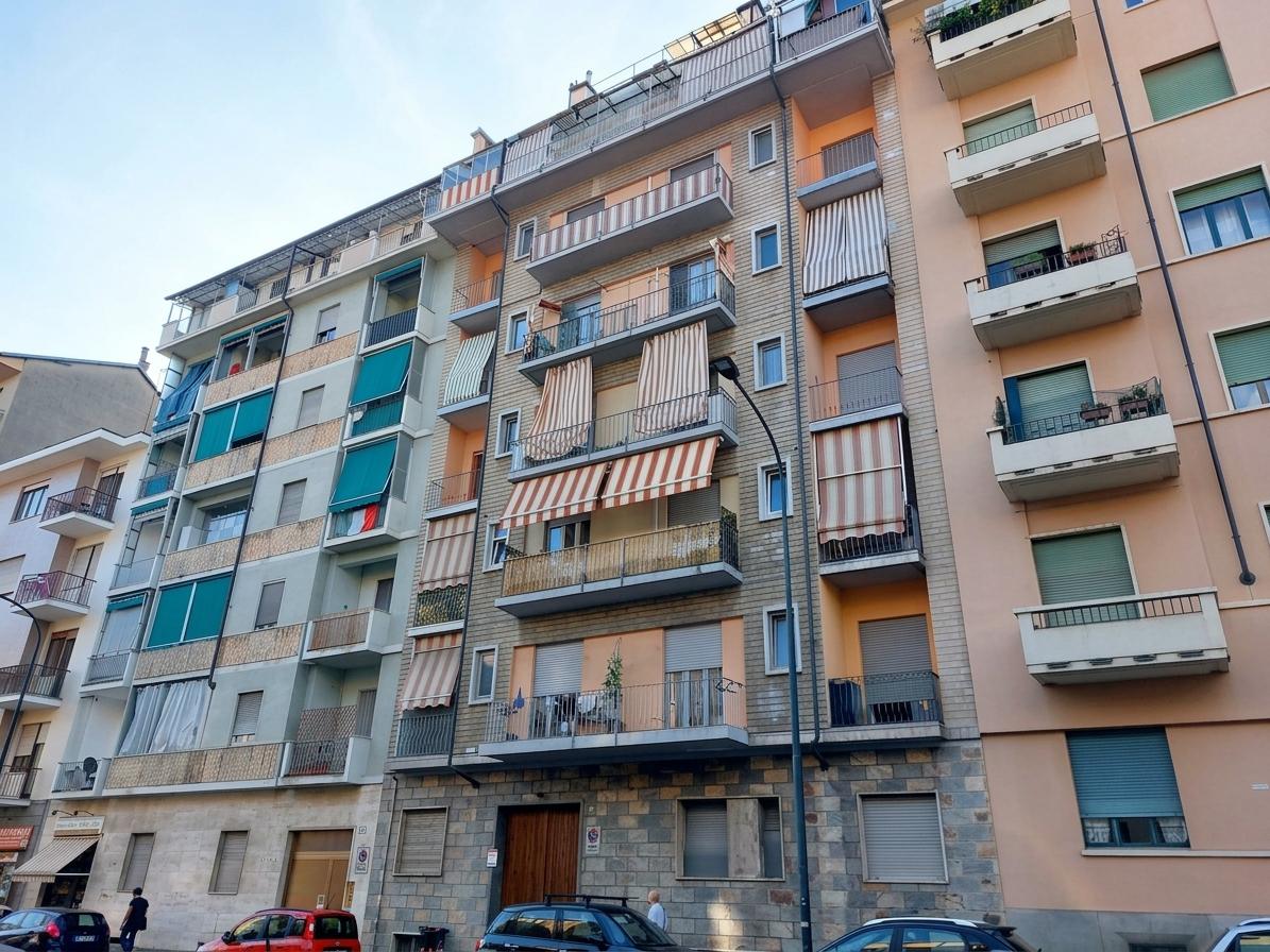 zona lingotto via ventimiglia comoso per SAA – Economia e Commercio e Politecnico bilocale arredato _ 19 Bilocale arredato adiacenze Lingotto